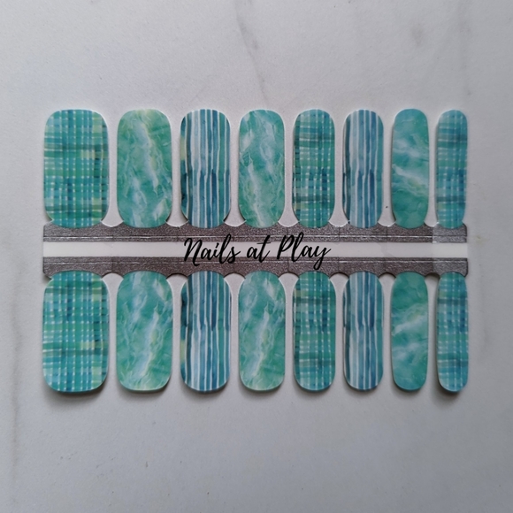 5 for $15 Nail Wraps- Bali Batil - Picture 1 of 3
